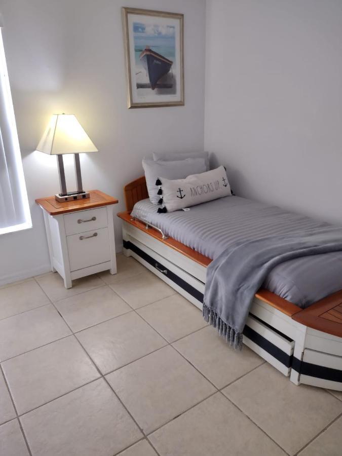 Home From Home 5 Bedroom Villa Davenport Esterno foto
